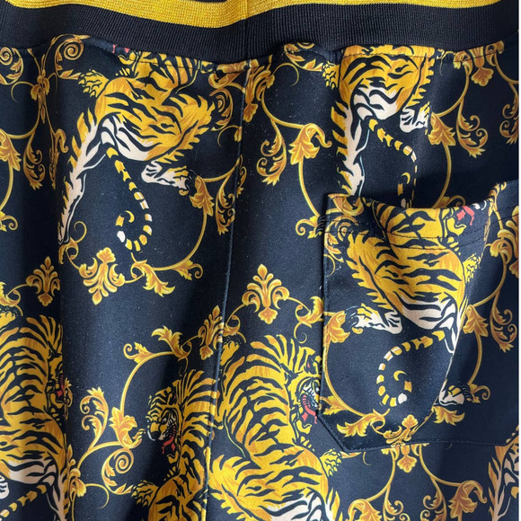 Victorious Gold Tiger Joggers Sweatpants Pants Unisex - Picture 4 of 6